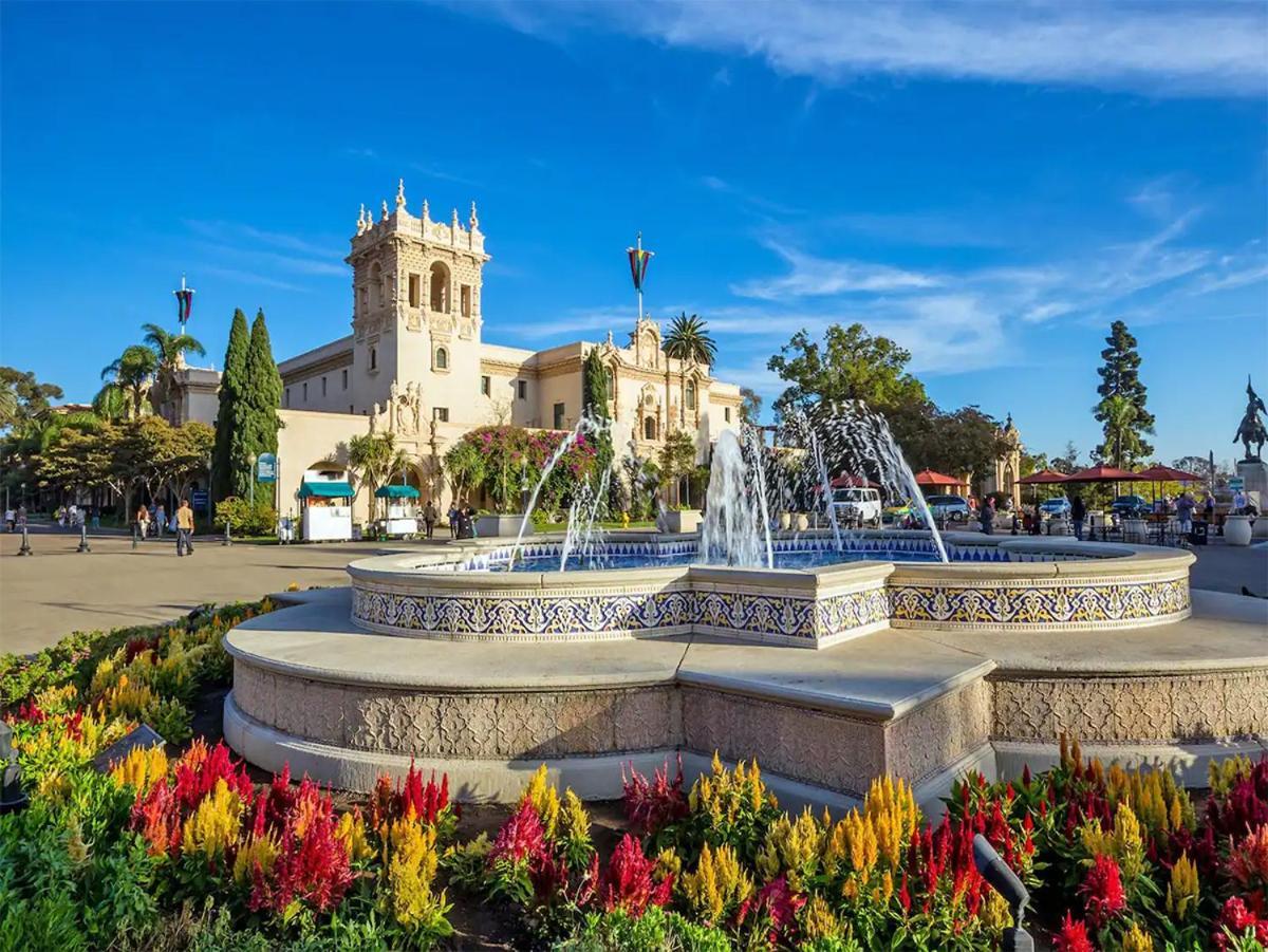 Somerset Hotel Сан-Диего Экстерьер фото