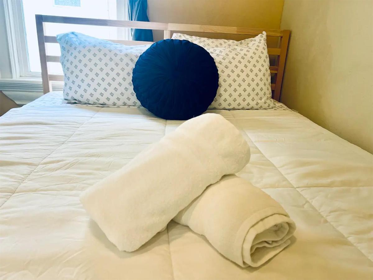 Somerset Hotel Сан-Диего Экстерьер фото